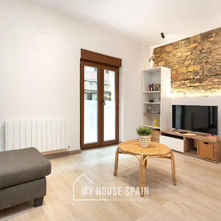 Myhousespain - Renovado En Edificio Clasico Хихон