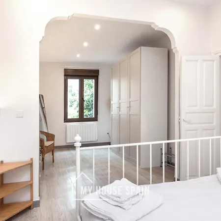 Myhousespain - Renovado En Edificio Clasico *